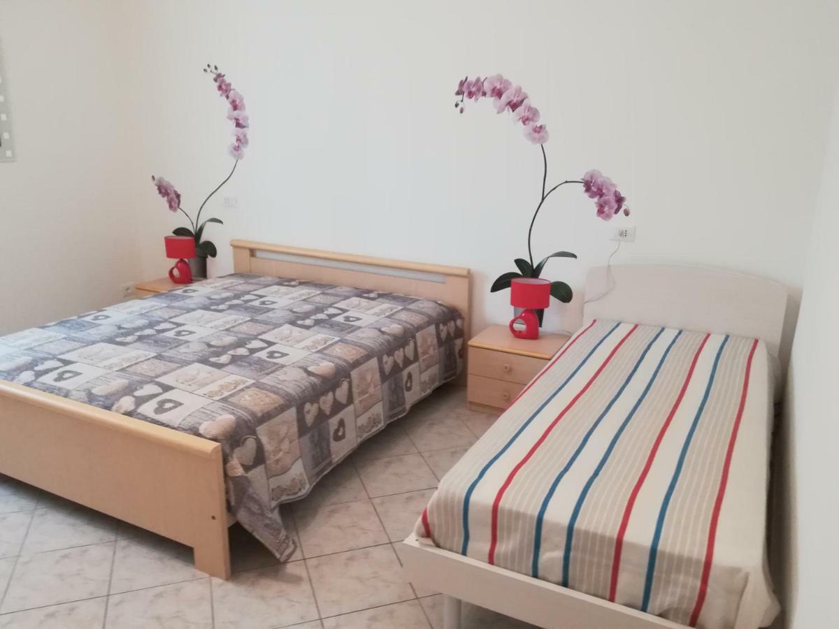 Agli Oleandri Appartamento In Villa Con Con Parcheggio Gorizia Eksteriør billede